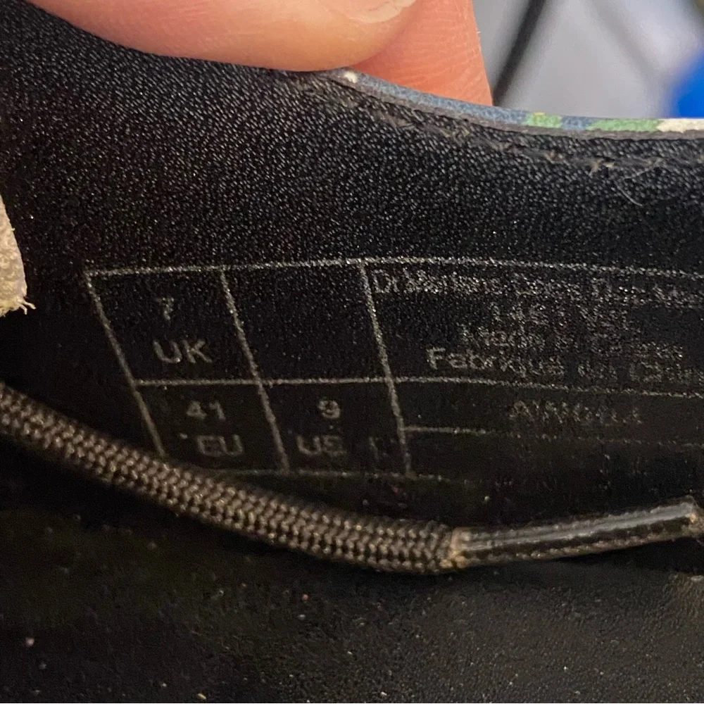 D23 Dr Martens Wanderlust Oxford 9 - Picture 10 of 16